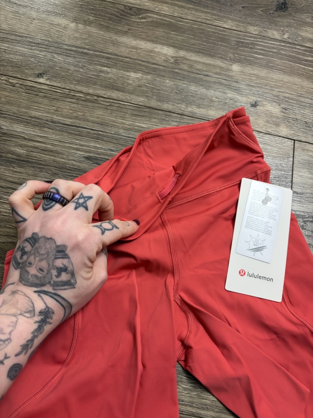 NWT Lululemon Fast and Free High-Rise Short 6" *Pockets (Desert Red) Size 4 - Picture 7 of 8